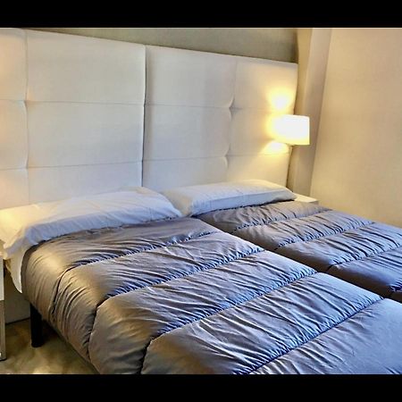 Mi Capricho A16 Beachfront Apartment Sitio de Calahonda 외부 사진