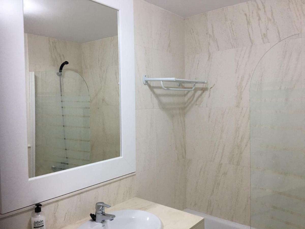 Mi Capricho A16 Beachfront Apartment Sitio de Calahonda 외부 사진