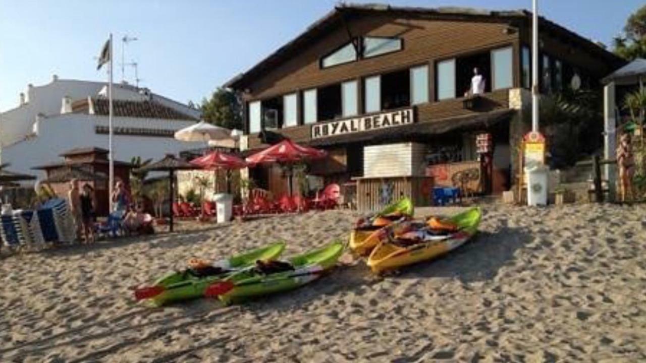 Mi Capricho A16 Beachfront Apartment Sitio de Calahonda 외부 사진